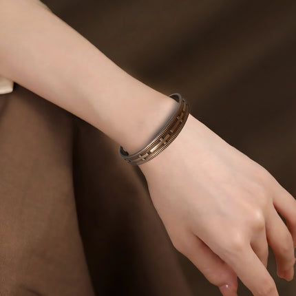 Magicfad Adjustable Magnetic Copper Bracelet - A Timeless Traditional Accessory