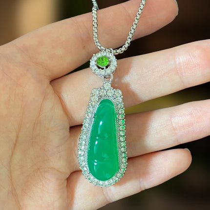 Magicfad Green Jade Necklace