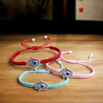 Magicfad Handgefertigtes Armband mit Hamsa-Symbol aus rotem Faden – Kulturelles Symbol &amp; Persönliche Bedeutung